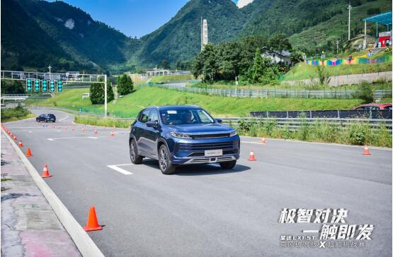 在星途LX的极智魅力面前，连西湖醋鱼都品不出味道